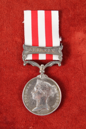 A set of seven 19th century and early 20th century medals awarded to members of the Singh family, - Bild 3 aus 14