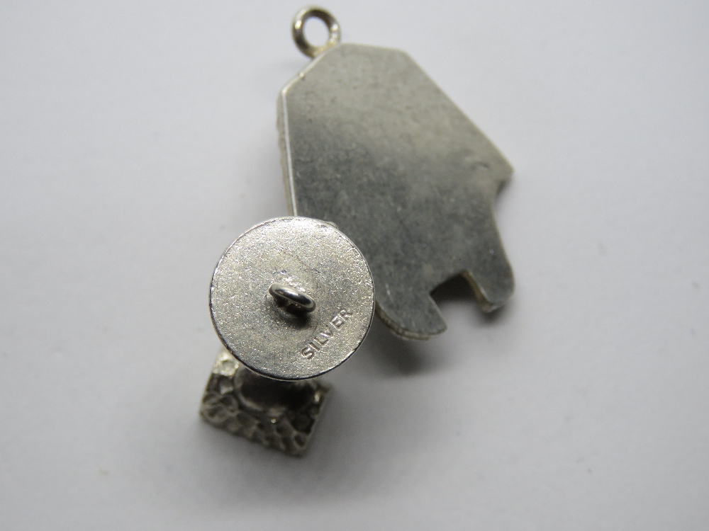 A silver charm in the form of Nefertiti Egyptian Queen and another white metal charm or pendant in - Image 3 of 3