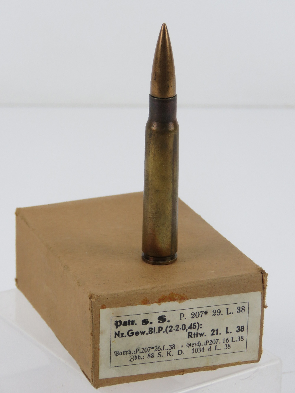 A quantity of inert WWII German unstruck 7.92 rounds in box which matches the rounds inside. - Image 2 of 4