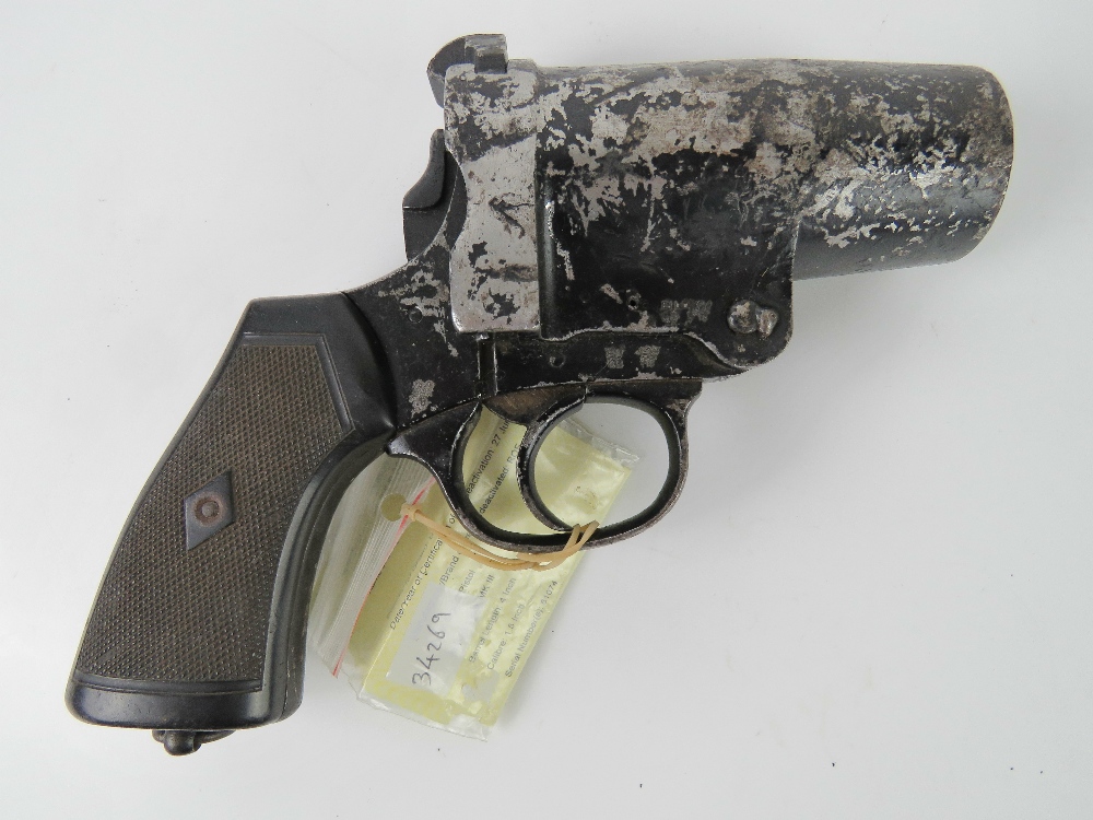 A deactivated Webley & Scott Number 3 MkI flare pistol with EU Cert.