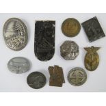 A quantity of assorted WWII German day badges, inc 1934 Deutsch 1st Die Saar 1934, Gautreffen 1938,