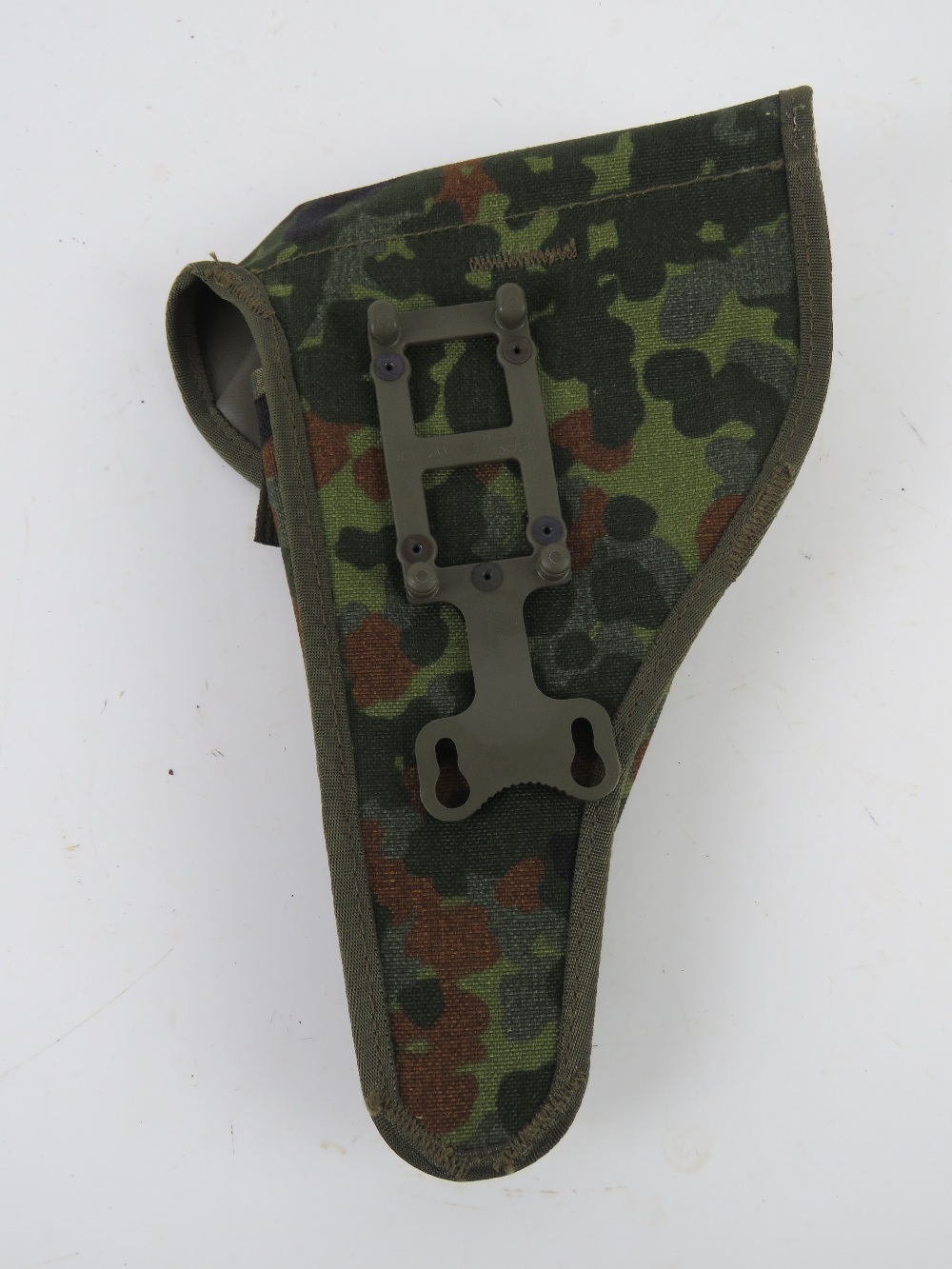 A box containing a quantity of P1/P38 Bundeswehr holsters. - Image 3 of 5