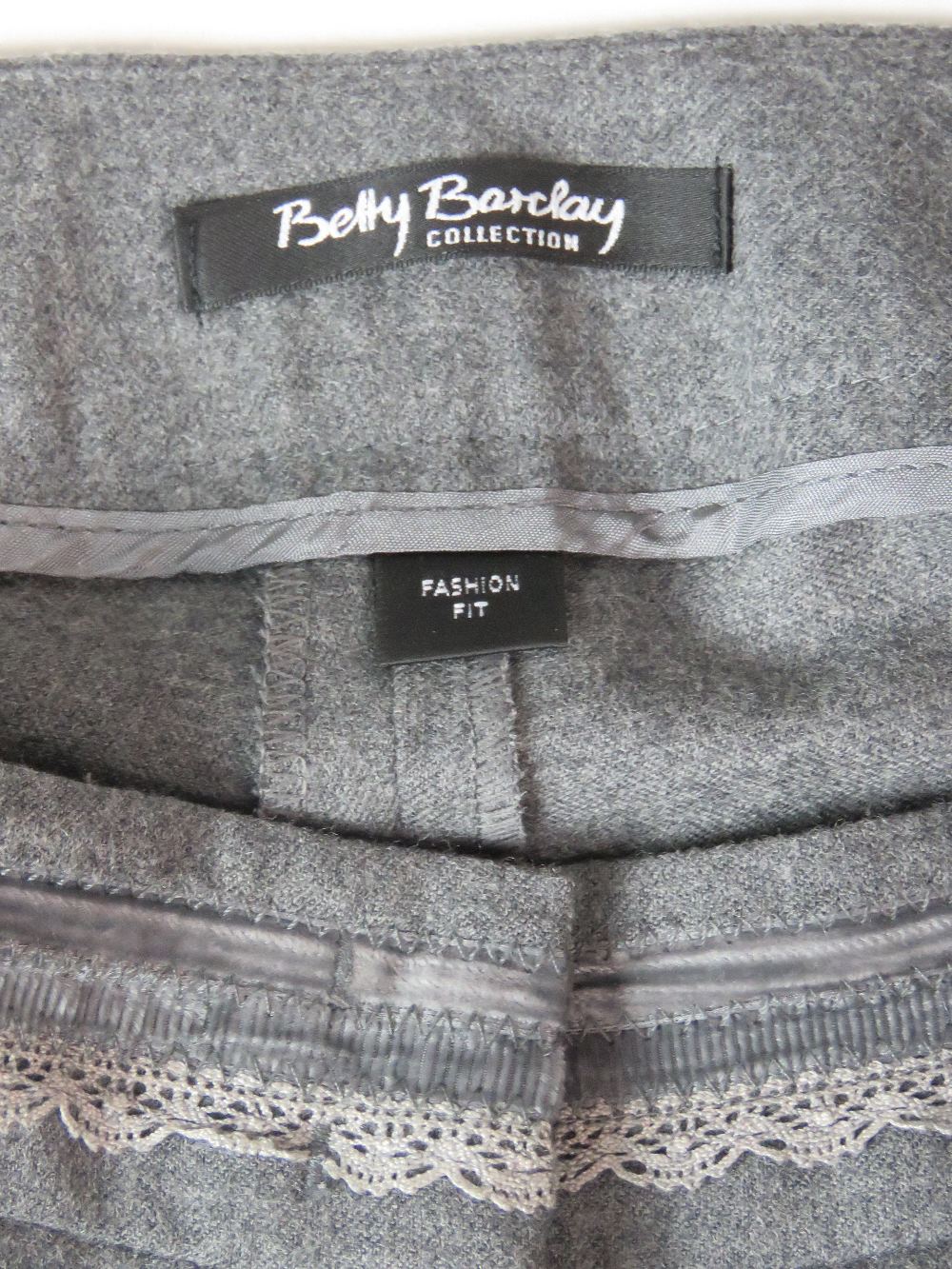 Betty Barclay; Ladies jacket and trouser - Image 3 of 9