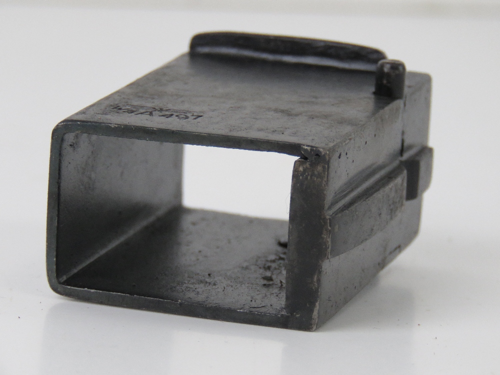 A German WWII MP40 magazine adapter to c - Image 4 of 4