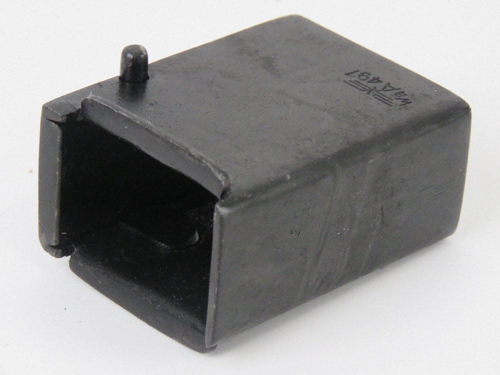 A German WWII MP40 magazine adapter to c - Image 3 of 4