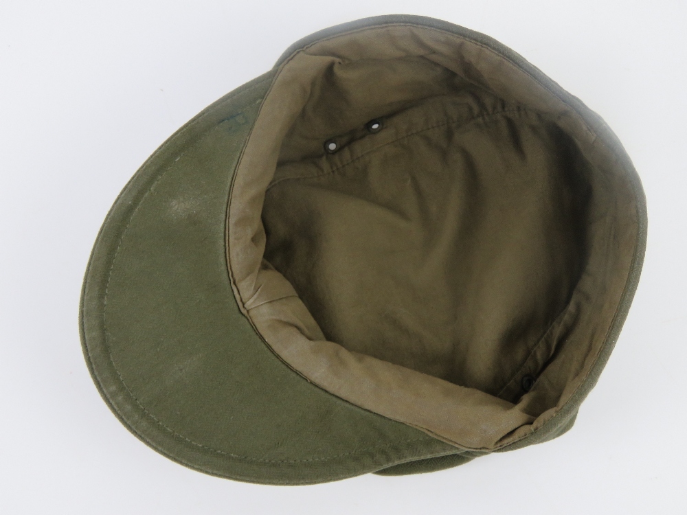 A green cloth 'tropical' cap having removed label and removed cloth badge from front. - Image 2 of 4