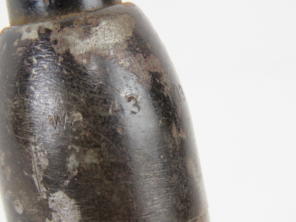 An inert WWII German K98 rifle grenade, both the head and base unscrew, dated 1943. - Image 3 of 4
