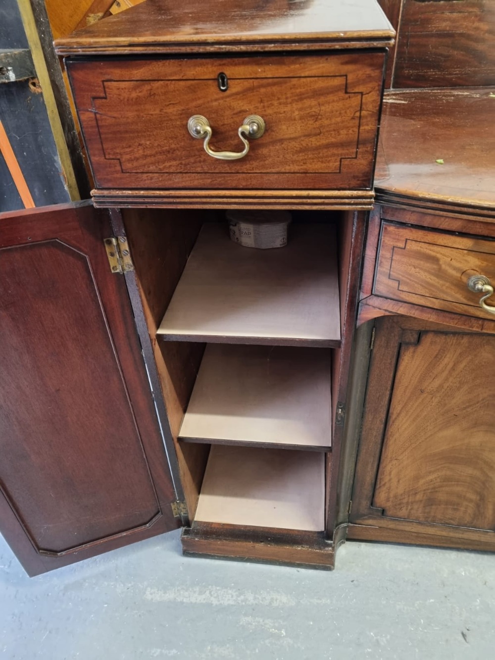 A good Georgian mahogany buffet sideboard having barrel front, - Image 5 of 6