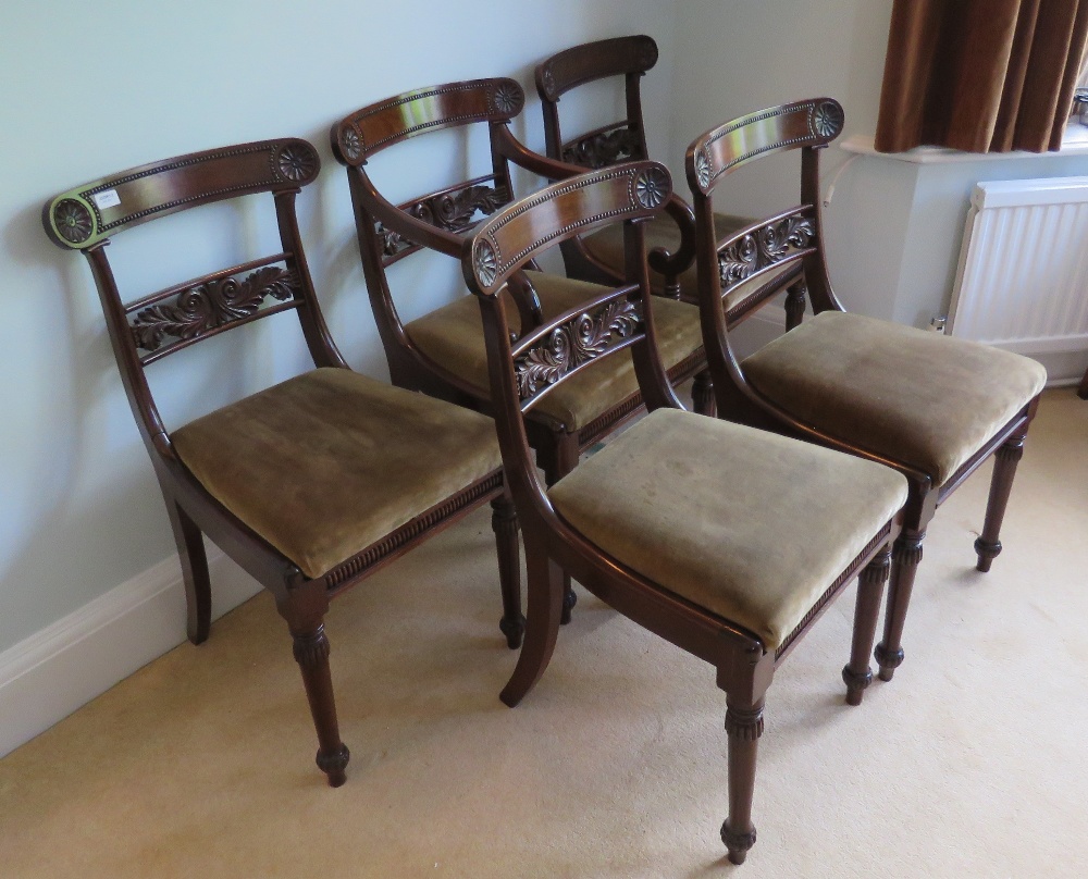 A good set of five (4+1) mahogany bar back dining chairs, decorated splats, drop in seats, - Image 2 of 6