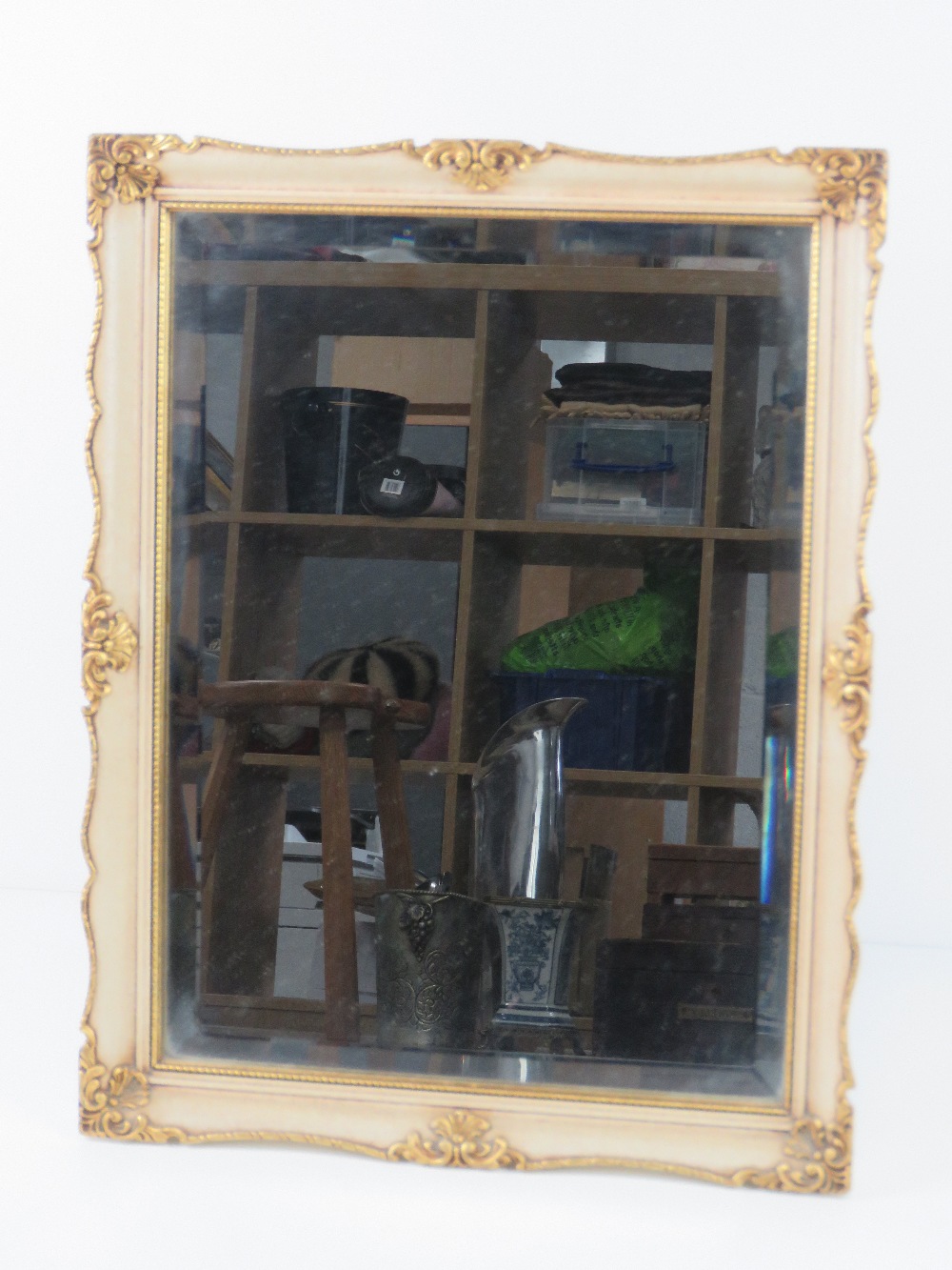 A good c1960s bevel-edged gilt framed easel table mirror, 45 x 35cm.