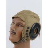 A WWII US pilots skull cap.