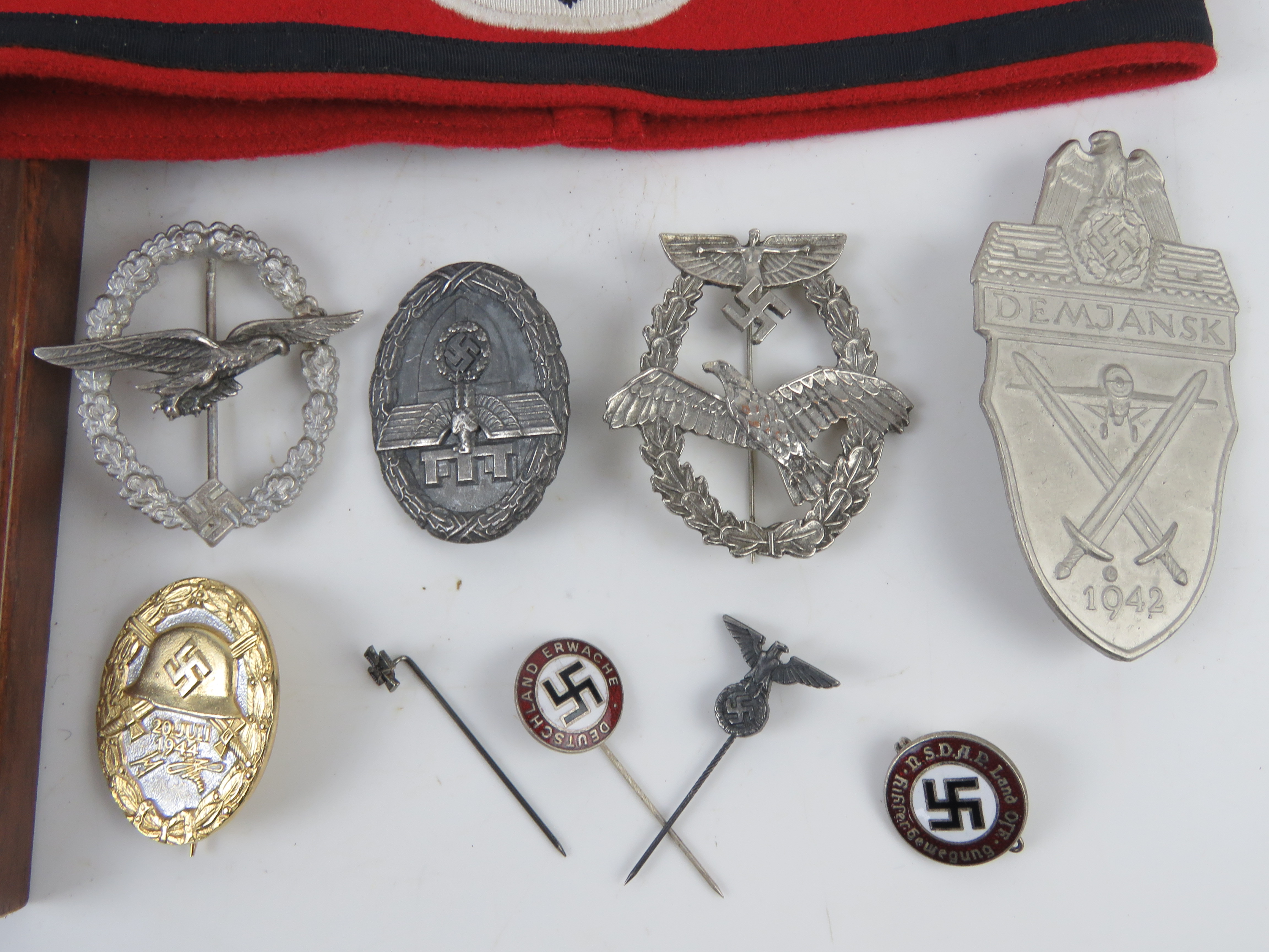 A quantity of assorted reproduction WWII German badges, - Image 3 of 7