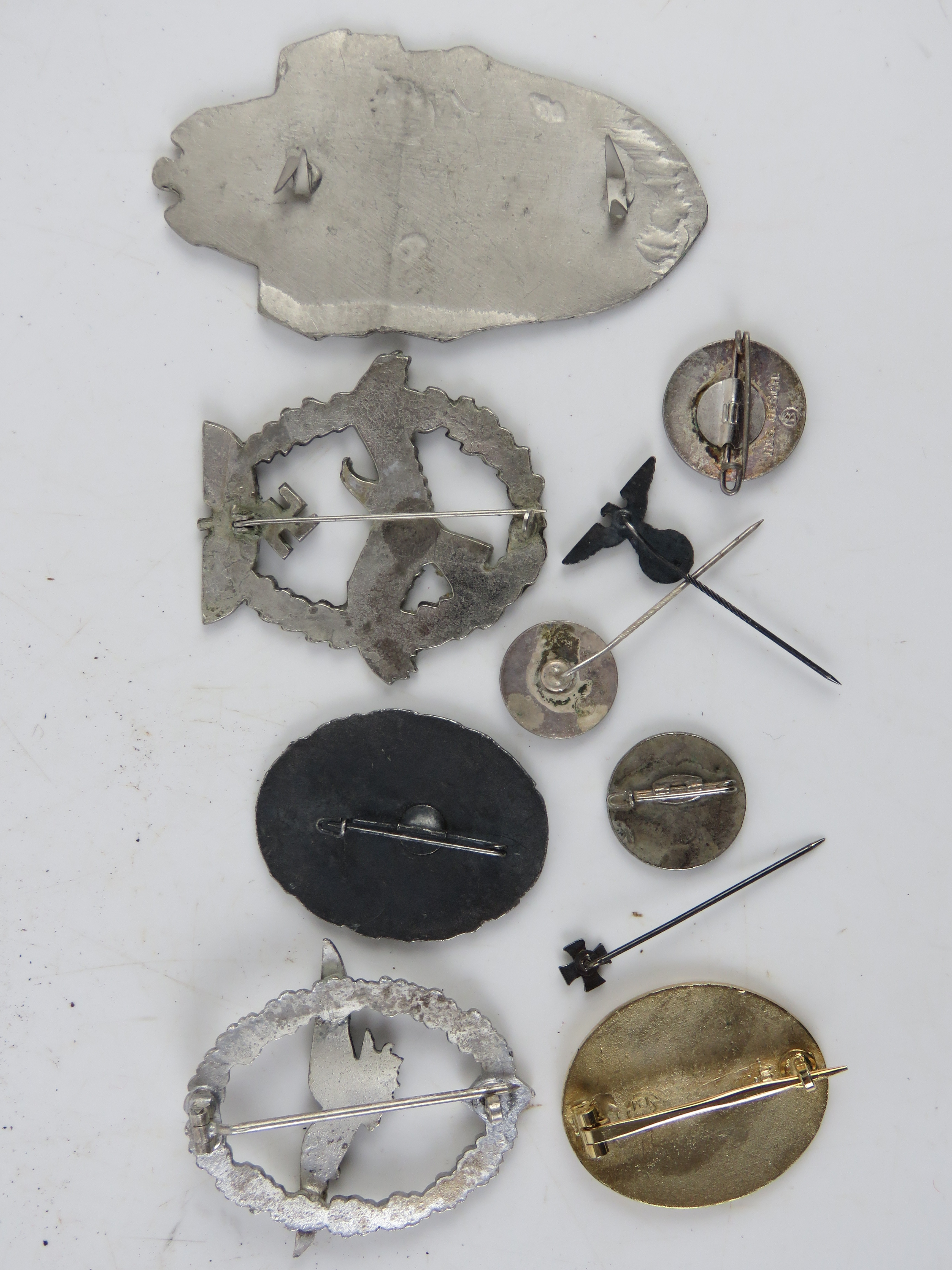 A quantity of assorted reproduction WWII German badges, - Image 5 of 7