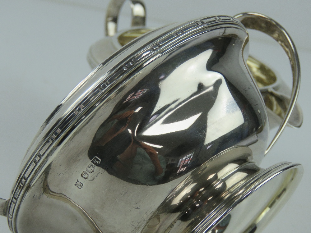 An HM silver sugar bowl and cream jug each raised over single foot and hallmarked Sheffield 1933 - Image 2 of 5