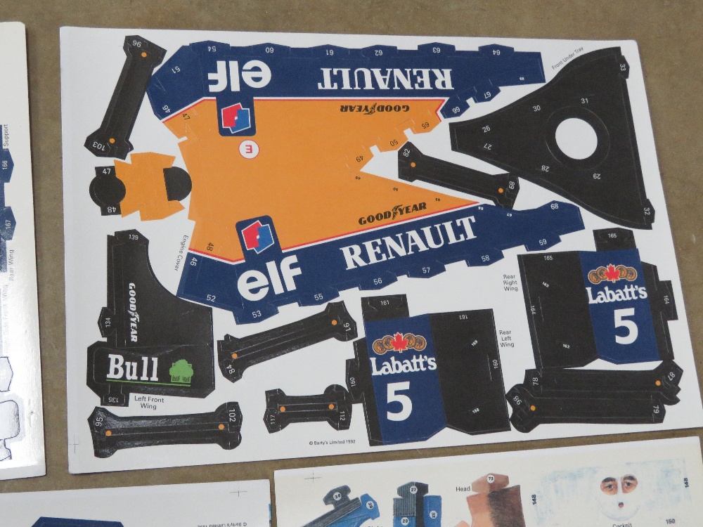 A build-it-yourself cardboard Renault FW14 Nigel Mansell racing car. - Bild 2 aus 4