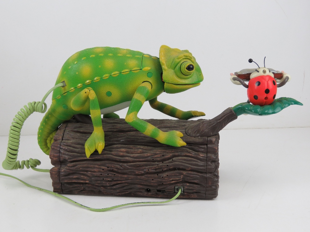 A contemporary 'Karma Chameleon' animated singing telephone in original box. - Image 3 of 5