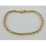 A 9ct gold rope twist chain bracelet, hallmarked 375, 18.5cm in length, 4.1g.