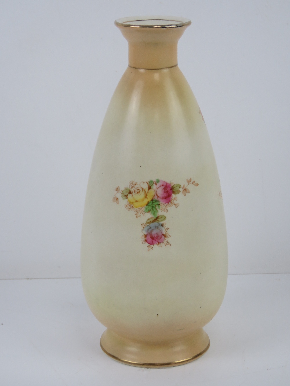 A Crown Devon blush vase having floral d - Image 3 of 3