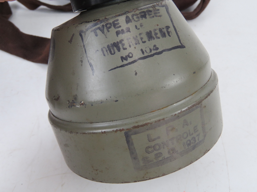 A Czech M-52 gas mask with filter in bag. Together with a Belgium L702 gas mask with filter in bag. - Image 6 of 6