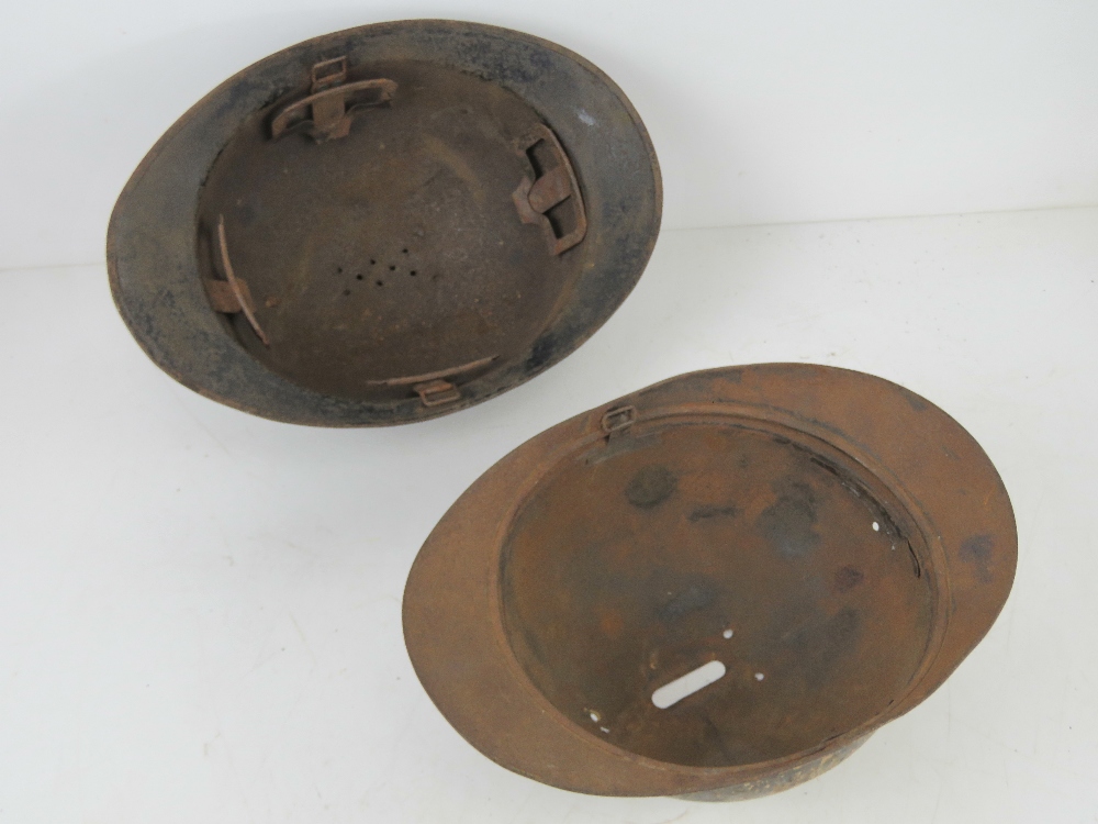 Four WWI/WWII French helmets. - Image 3 of 3