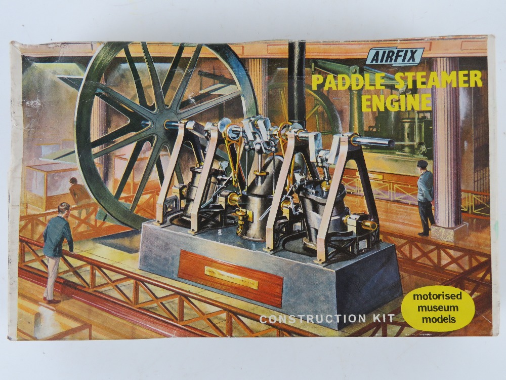 A vintage Airfix Paddle Steamer Engine kit, Series 6, motorised museum models. - Image 3 of 4