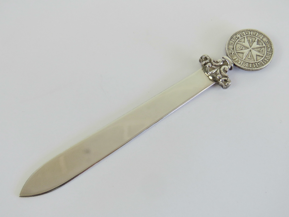 A silver Maltese Cross letter opener or page marker, the blade bearing 925 hallmark, the terminal - Image 4 of 4