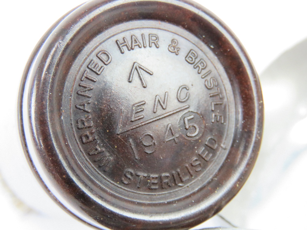 A WWII British Forces and RAF escape and evasion (E&E) razor wash set in tin, - Image 2 of 6