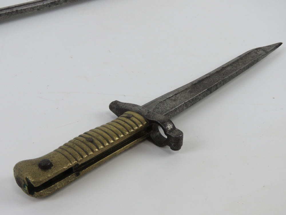 A French Chassepot 1866 pattern bayonet, together with a converted 1866 fighting knife. Two items. - Image 6 of 7