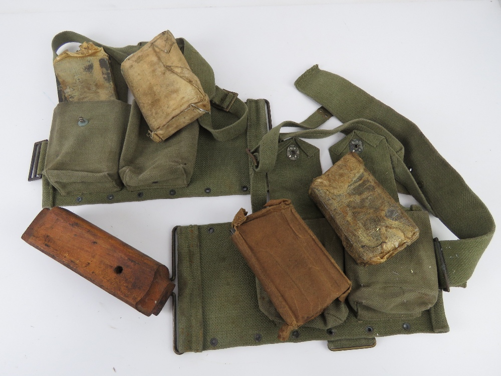 Four US BAR magazines in canvas pouch, un-issued, with BAR wooden foregrip. - Image 4 of 4