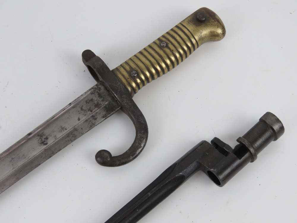 A French Chassepot 1866 pattern sword engraved ""Mre d' Armes de St. - Image 2 of 8