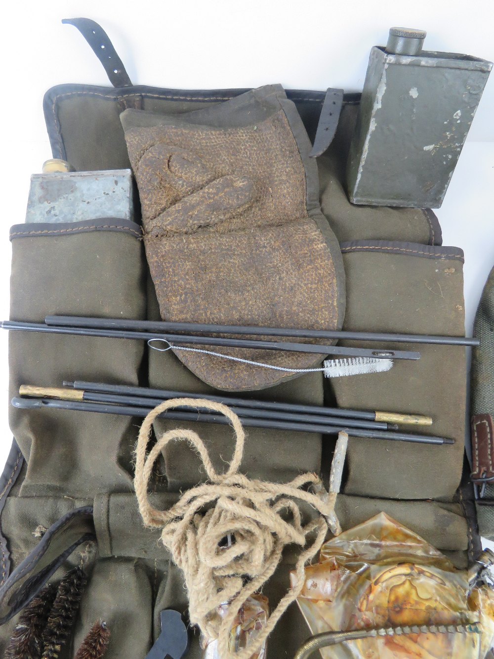 An MG53 accessory set including; gunners kit, leather sling, five 50rd belts, starter tab, - Image 4 of 6