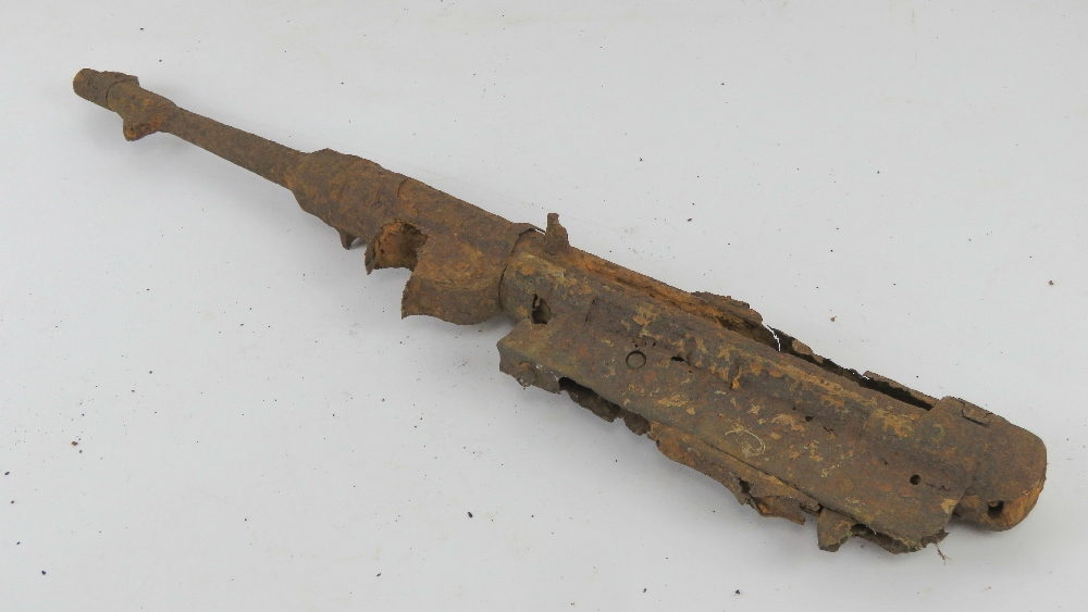 MP40 Battlefield relic found in the Kurland Pocket (Latvia) ) in the positions of the German 16th - Image 3 of 3