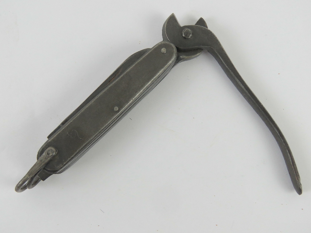 A WWII SOE multi tool. - Image 2 of 6