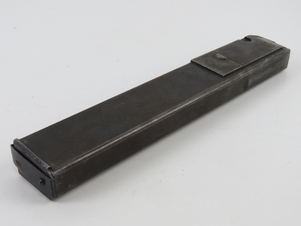 A rare WWII German MP28 Schmeisser SMG 32 Round 9mm Stick magazine. Made by D.R.P. - Image 2 of 3