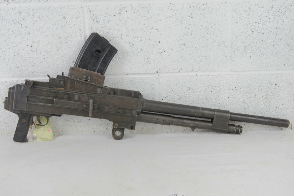 A deactivated Breda M38 7.