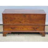 A good late 18th/early 19thC elm top cottage mule chest, lid lifting to reveal compartment within,