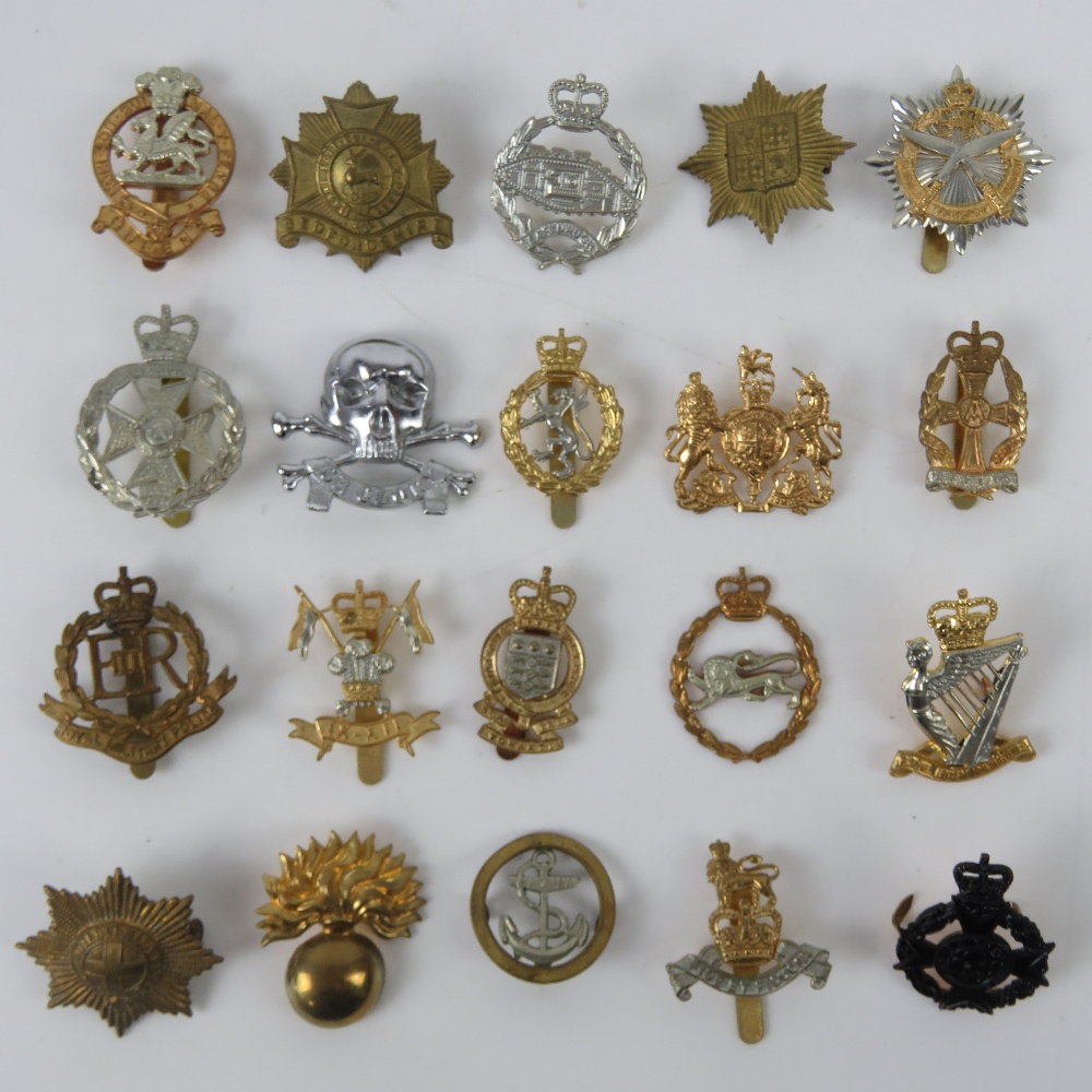 A quantity of assorted British regiment cap/helmet badges, approx 20 items inc; Bedfordshire,