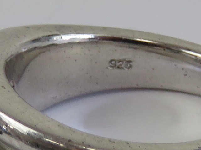A HM silver ring having central aquamari - Image 2 of 2