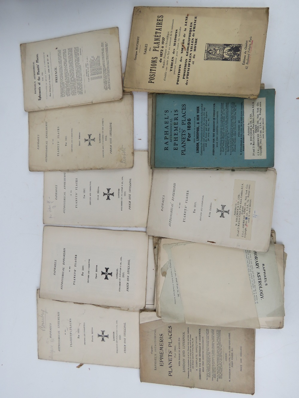 A quantity of assorted Astrological and Astrology books and pamphlets c1930-1950s inc some in - Image 4 of 6