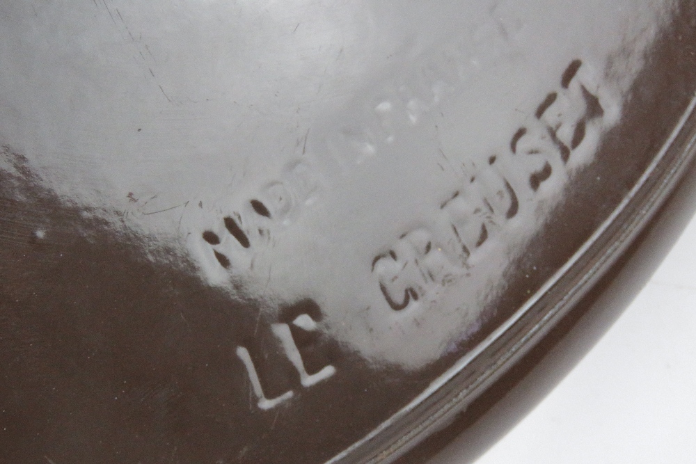 Le Cruset; a large oval oven dish togeth - Image 5 of 6