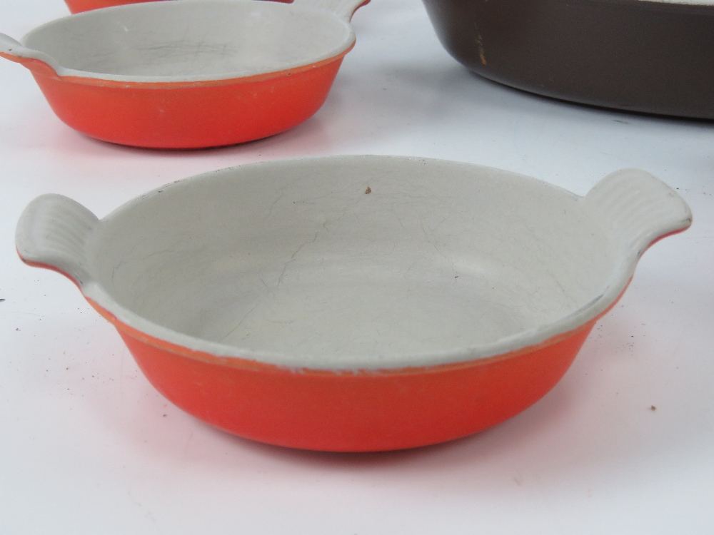 Le Cruset; a large oval oven dish togeth - Image 3 of 6