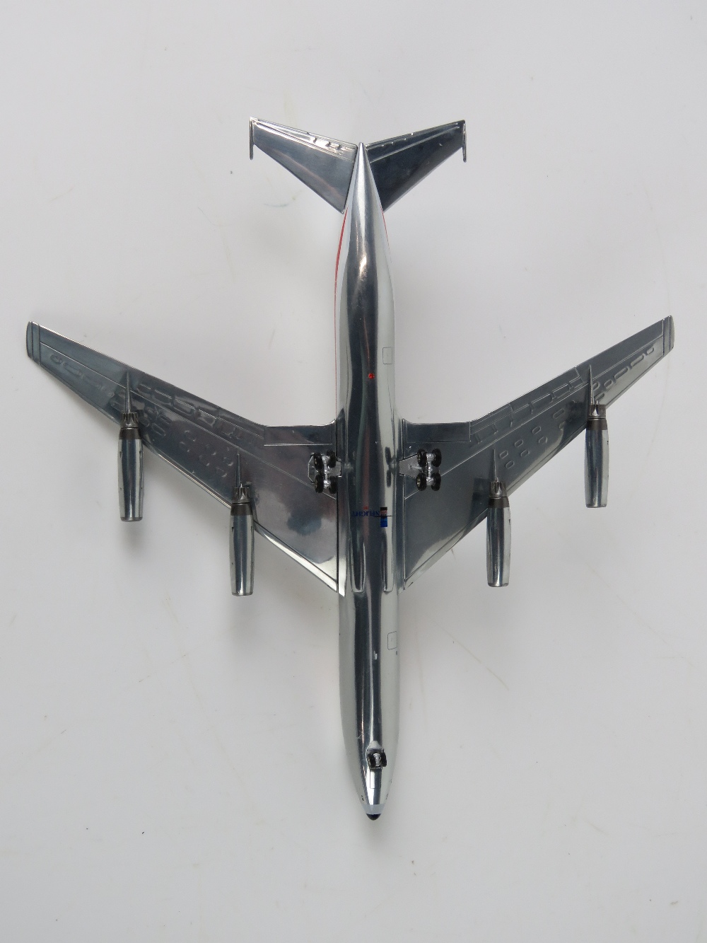 A TWA Convair 880 1/200 scale model airc - Image 5 of 6