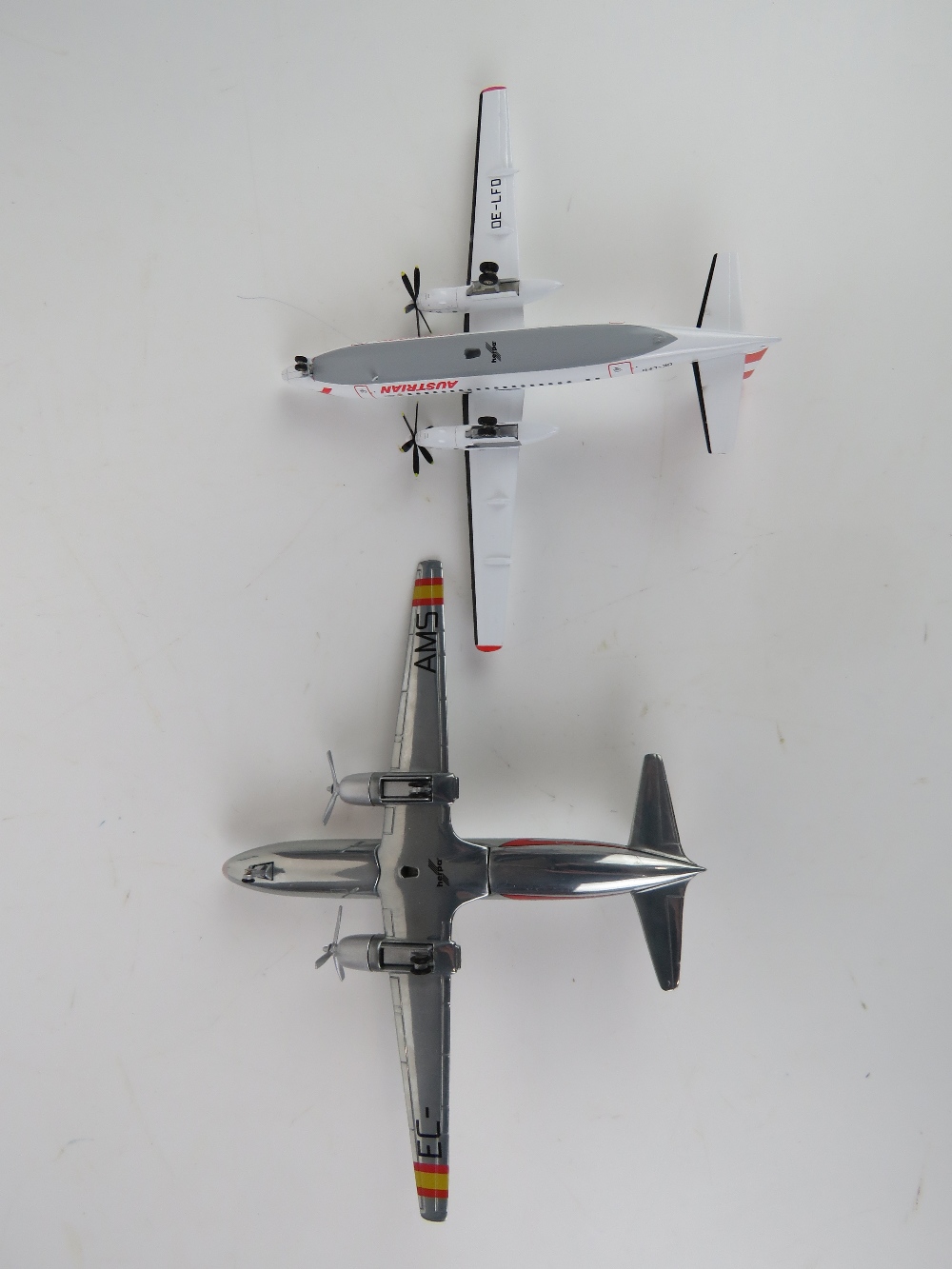 Four 1/200 scale model aircraft by Herpa - Image 4 of 6