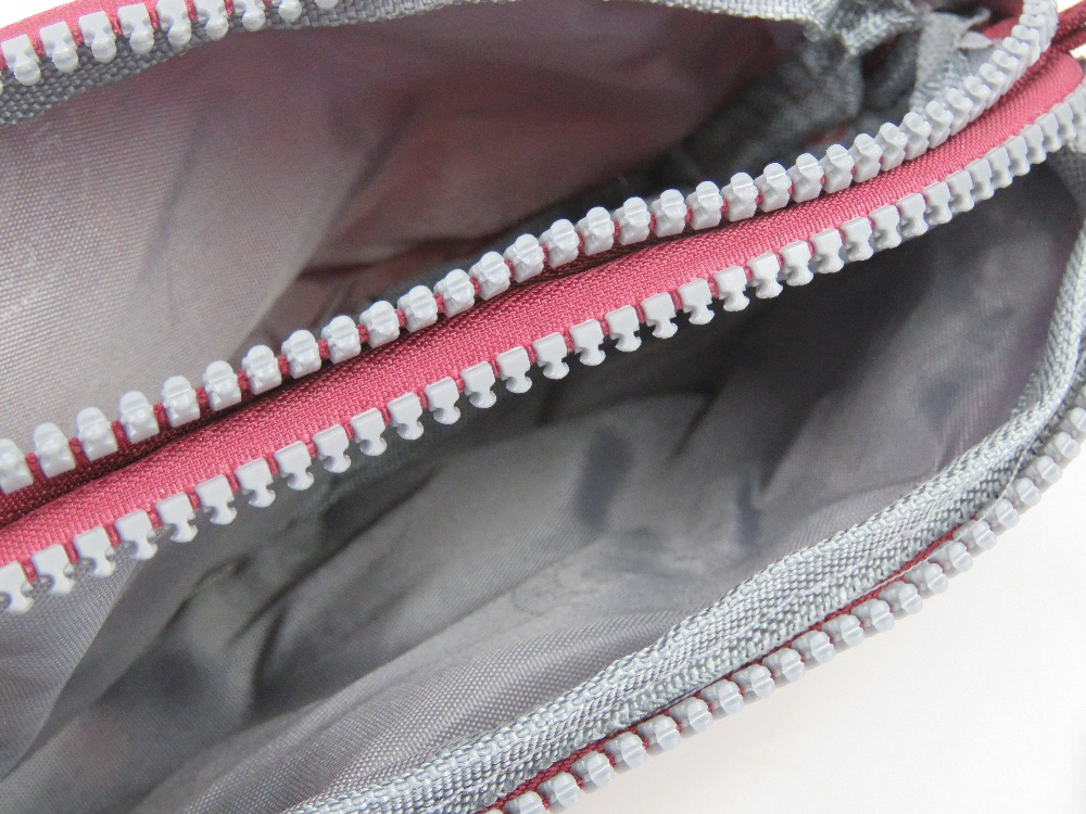 A fabric clutch bag/handbag 'as new' 18 - Image 3 of 3