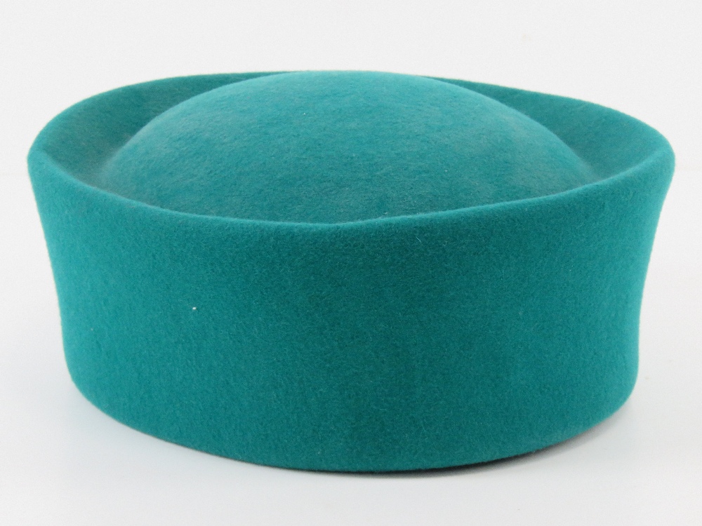 A green 100% wool felt hat by Kangol, ap