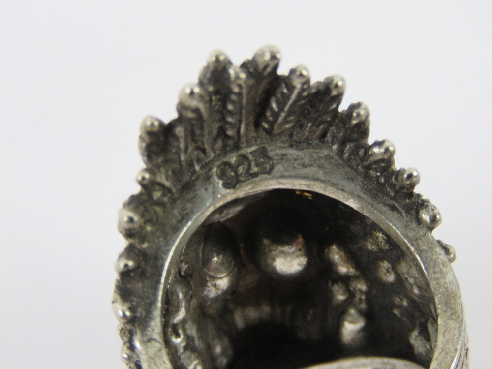 A white metal ring having skull in Nativ - Image 3 of 3