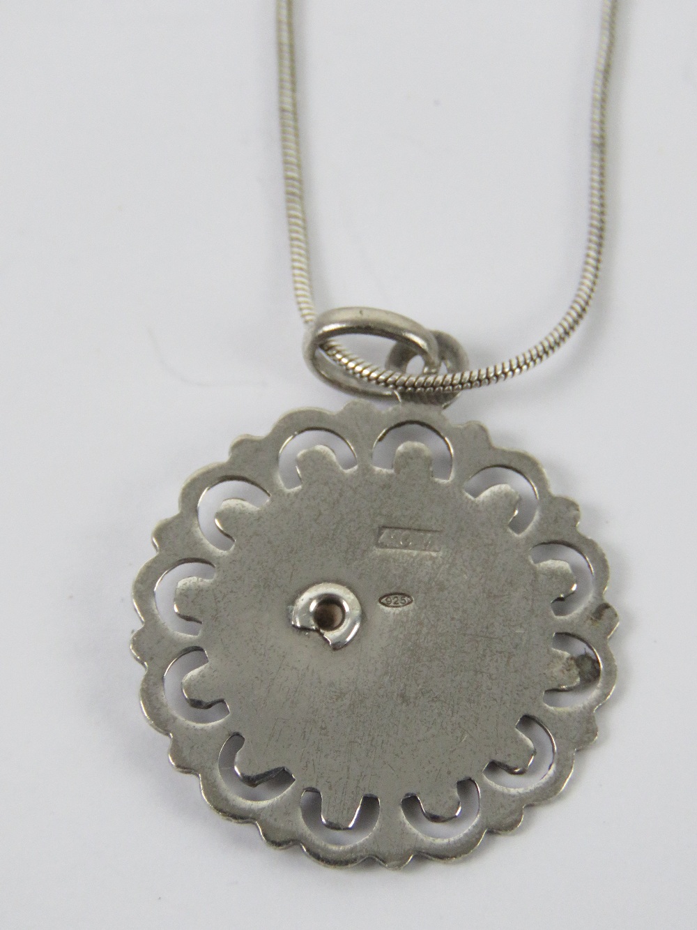 A 925 silver pendant having Nefertiti Qu - Image 2 of 4
