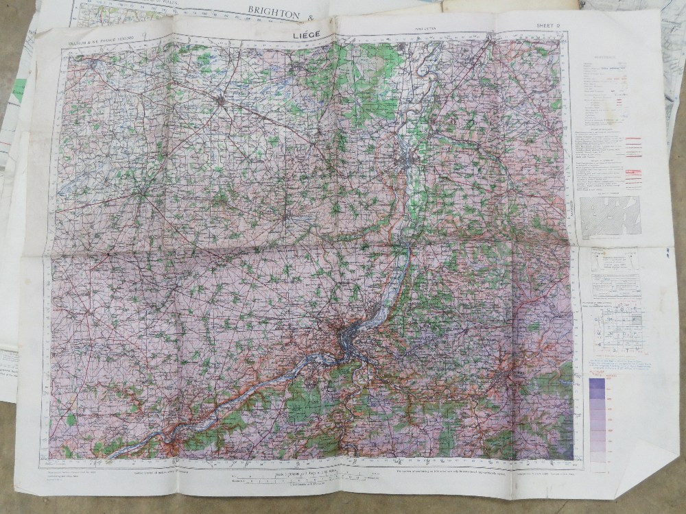 A quantity of assorted paper maps inc some 1940 War Revision sheets for Tunbridge Wells and - Image 7 of 11