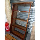 A VINTAGE PINE WALL HANGING BOOKCASE.