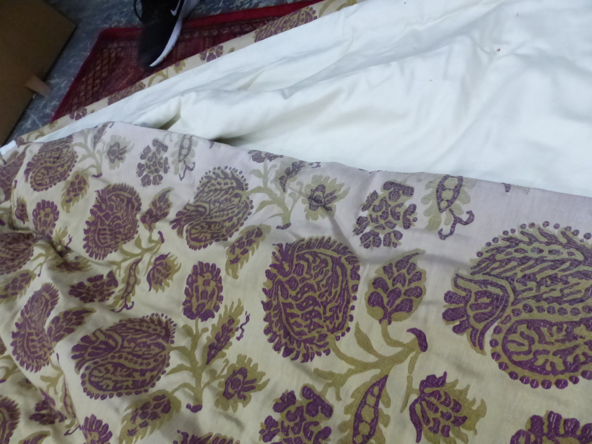 TWO PAIRS OF GOOD QUALITY INTERLINED CURTAINS COMPLETE WITH TIE BACKS, FLORAL DESIGN PURPLE AND - Image 15 of 20